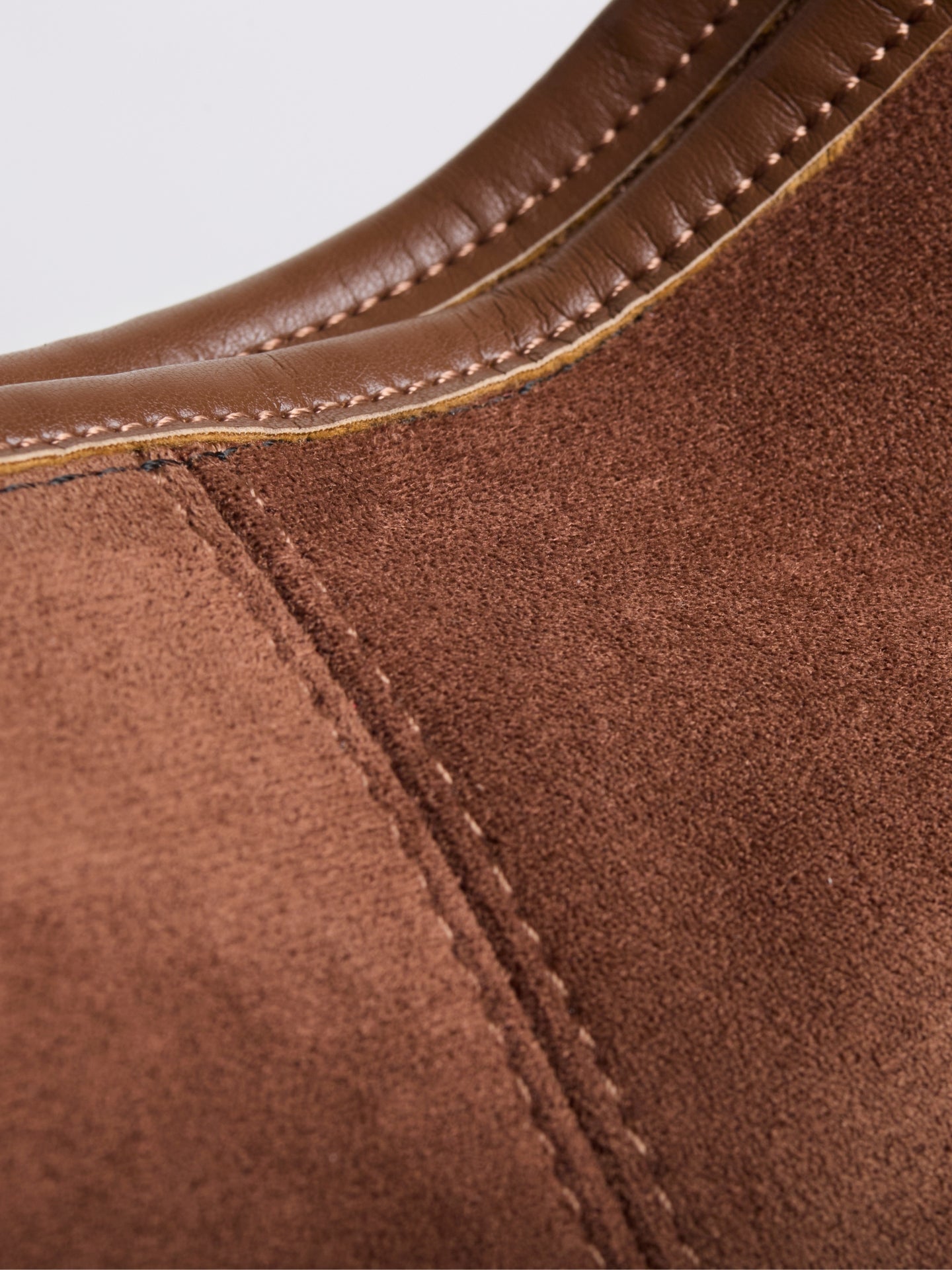 HANDBAG | SUEDE HOBO BAG WITH MINIMALIST DESIGN AND SINGLE STRAP