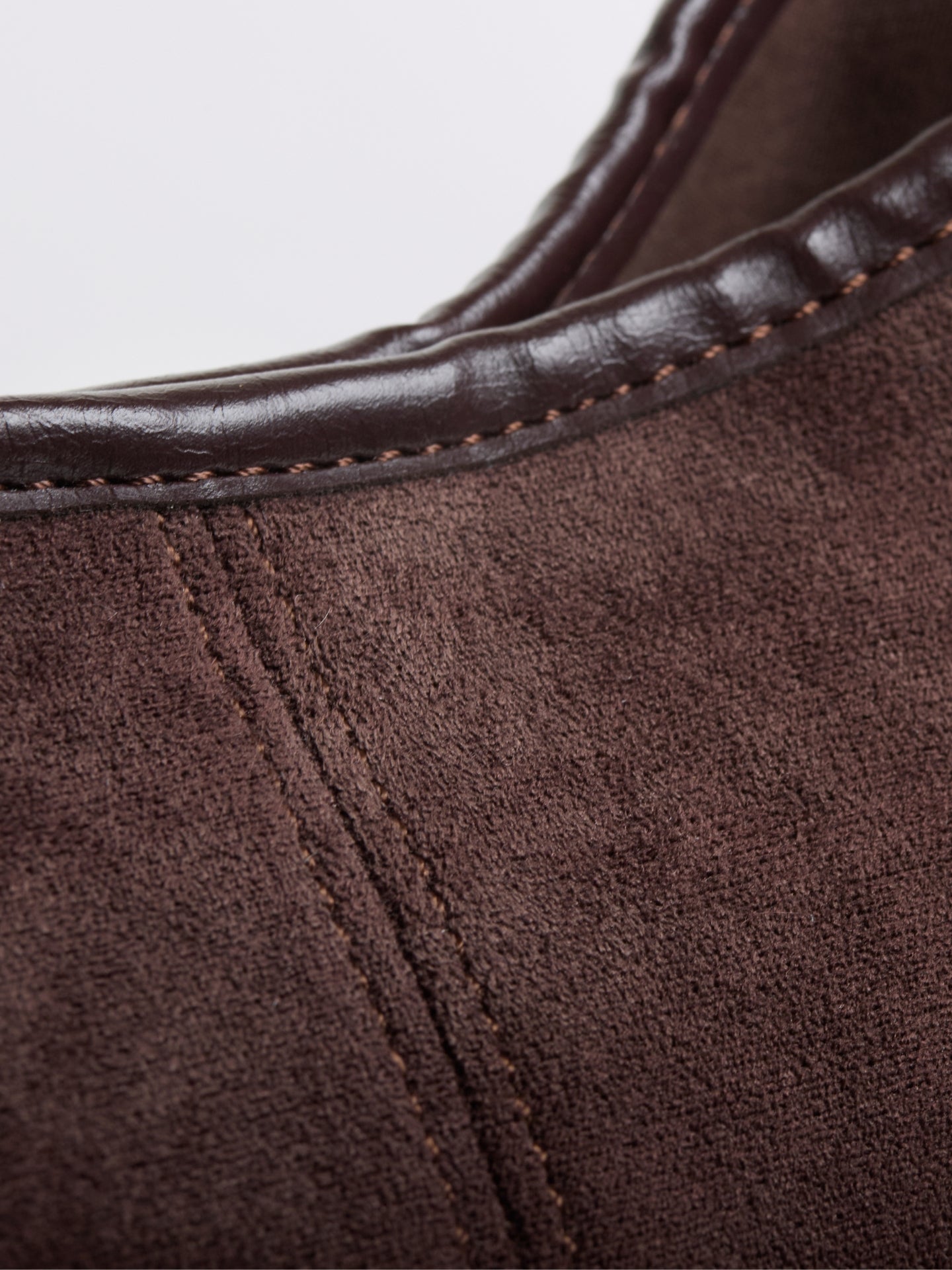 HANDBAG | SUEDE HOBO BAG WITH MINIMALIST DESIGN AND SINGLE STRAP