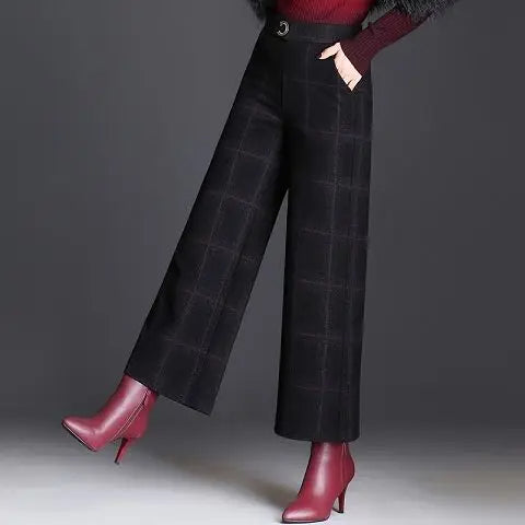 URBAN ELEGANCE | BELTED WIDE LEG CROPPED TROUSERS WITH CHECK PATTERN