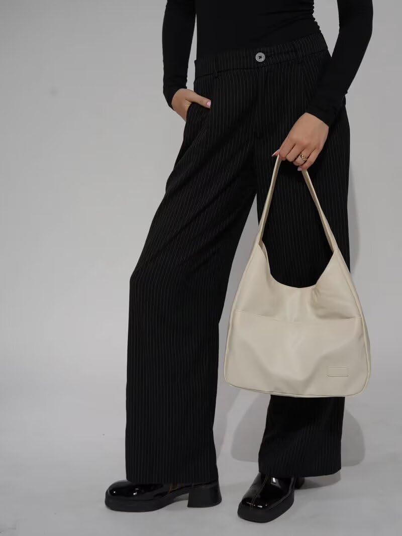 URBAN CHIC | SOFT LEATHER EFFECT SHOULDER BAG