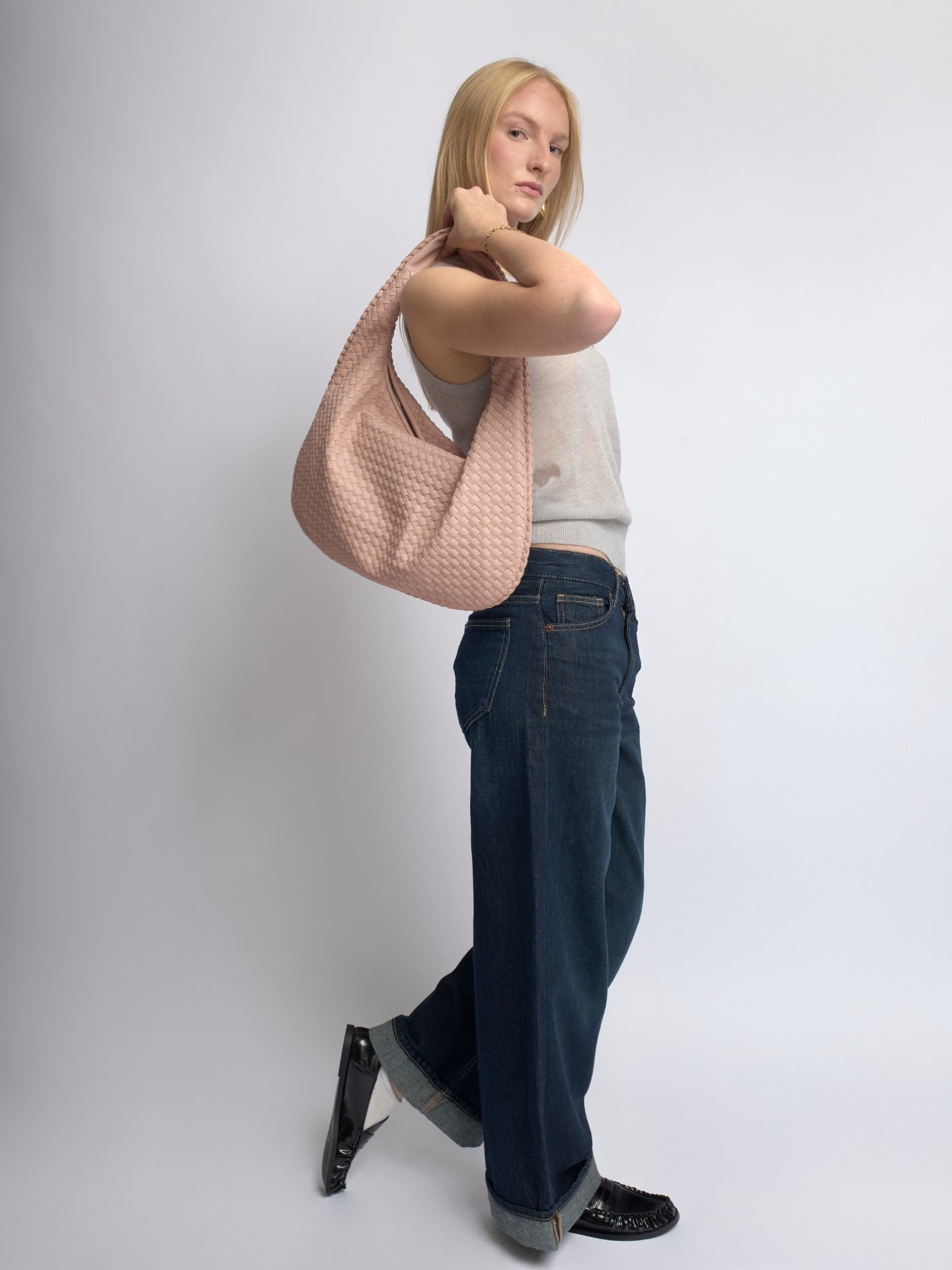 HANDBAG | WOVEN LEATHER HOBO BAG WITH SOFT STRUCTURE