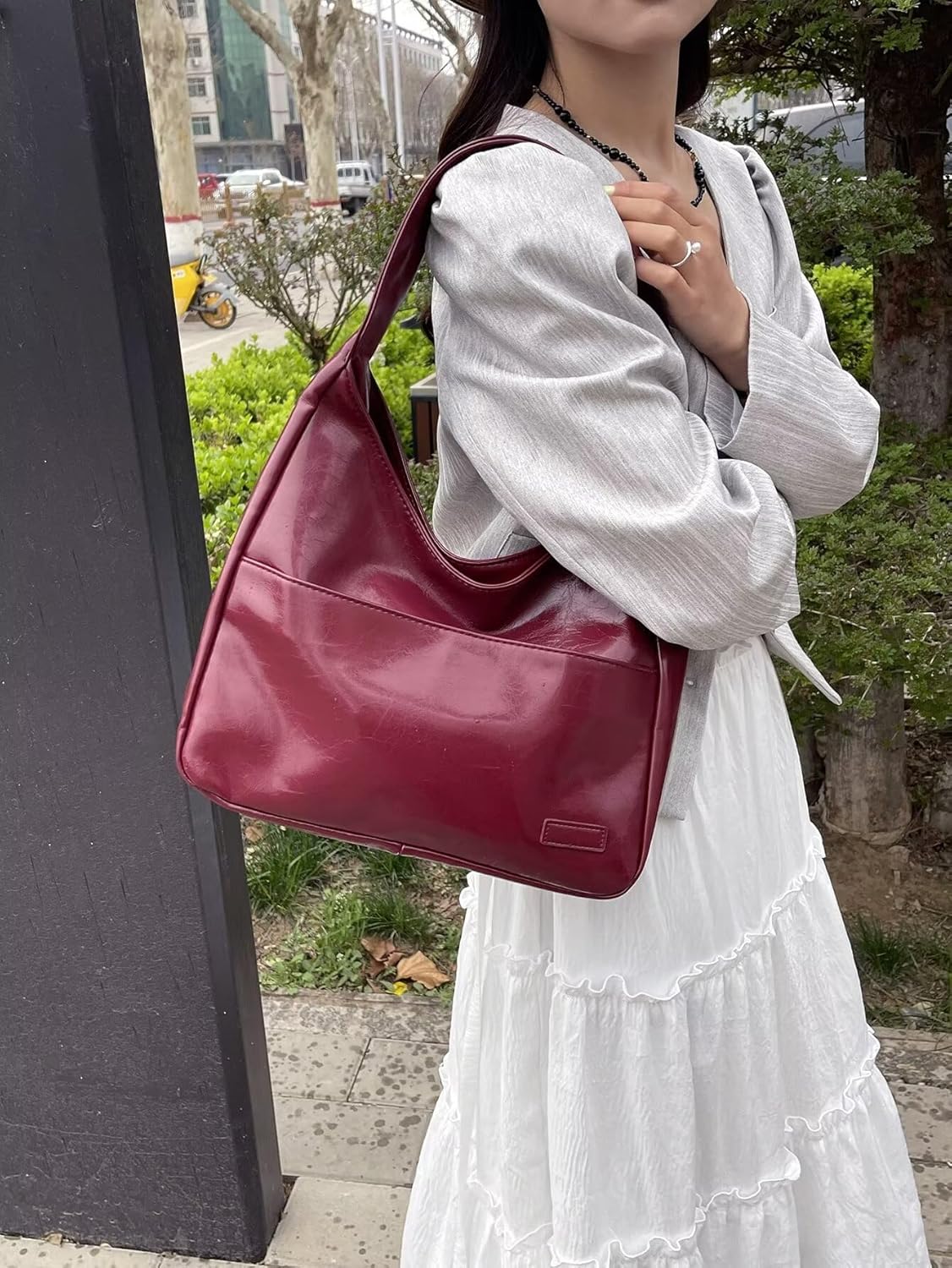 URBAN CHIC | SOFT LEATHER EFFECT SHOULDER BAG
