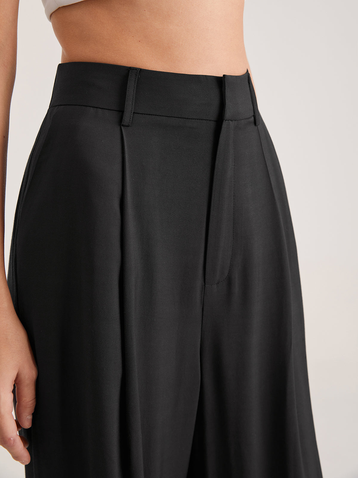 EFFORTLESS CHIC | HIGH WAIST WIDE LEG TROUSERS