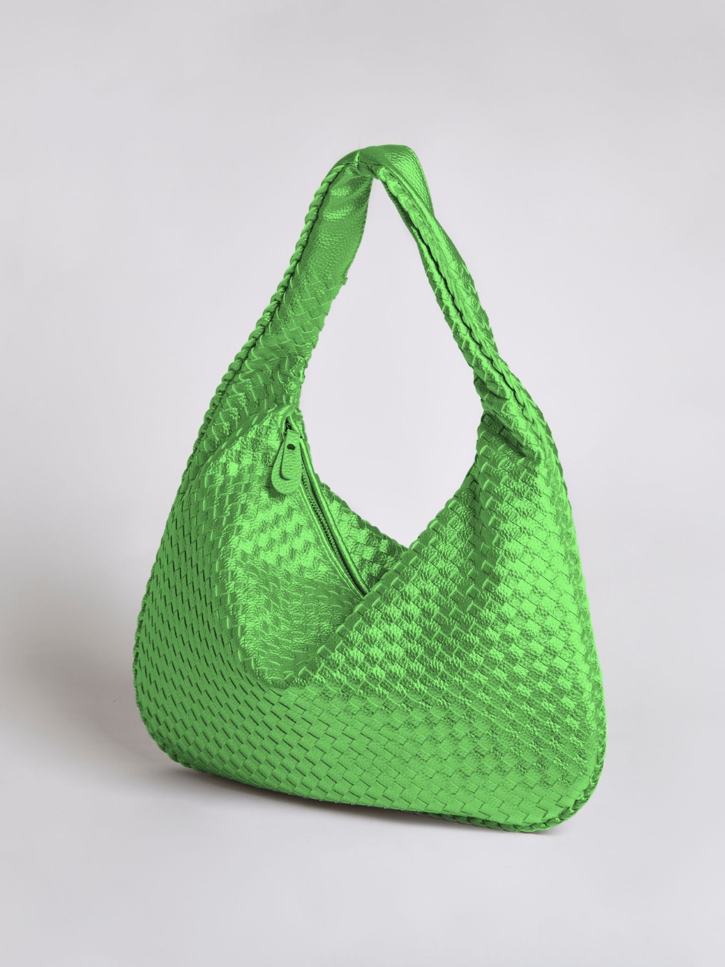 HANDBAG | WOVEN LEATHER HOBO BAG WITH SOFT STRUCTURE