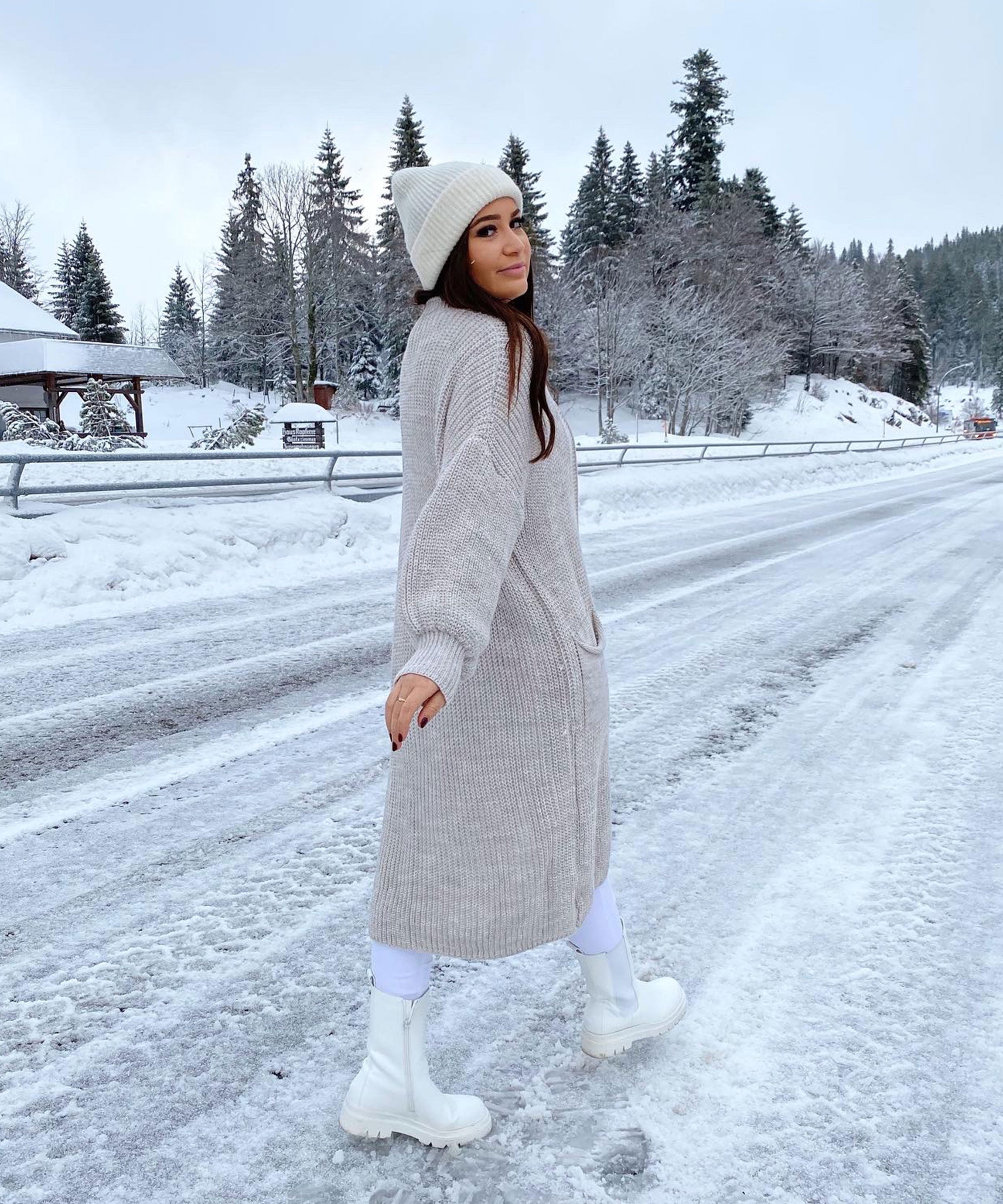 LONG KNITTED CARDIGAN – OPEN FRONT