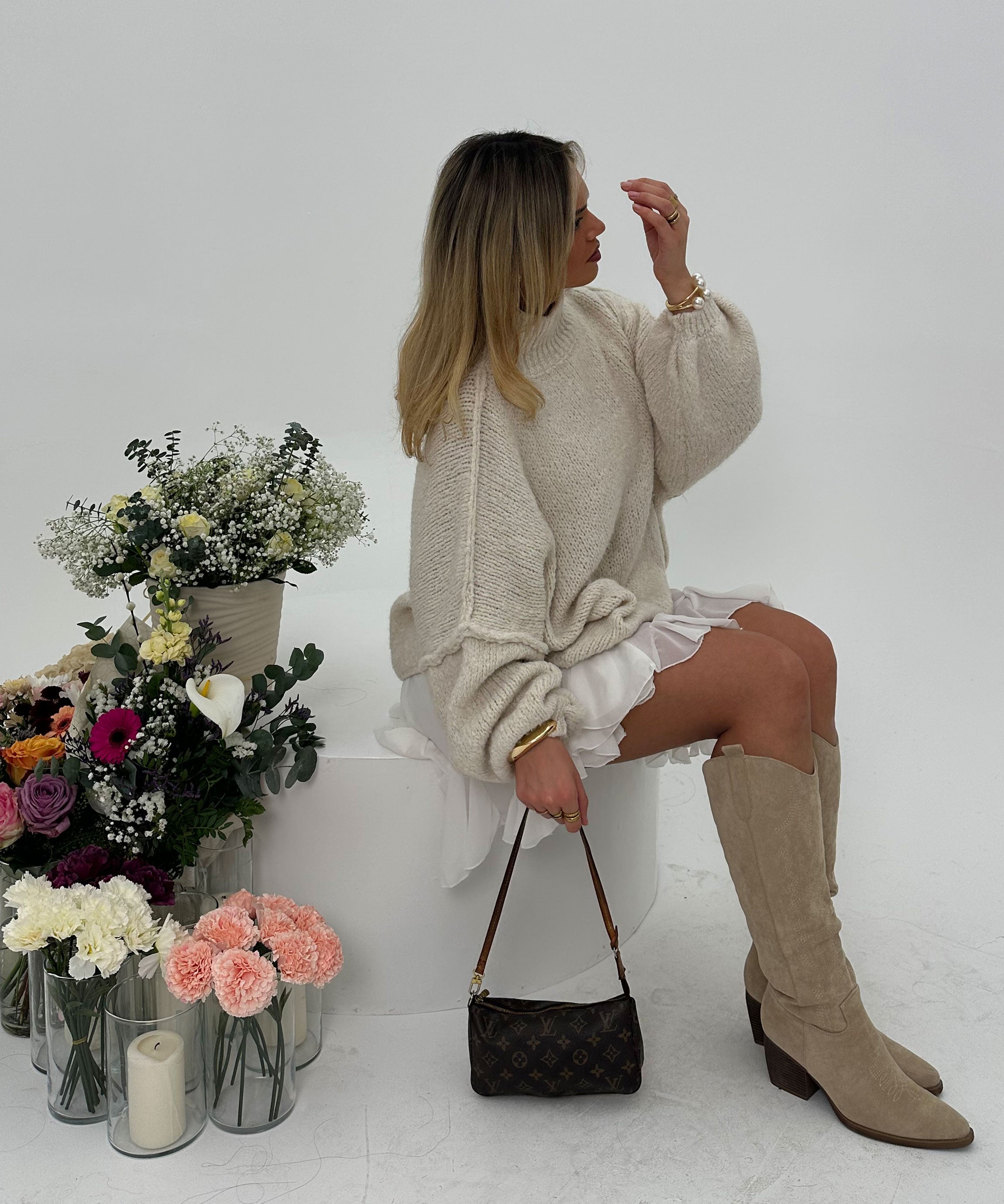 OVERSIZED WOOL TURTLENECK PULLOVER