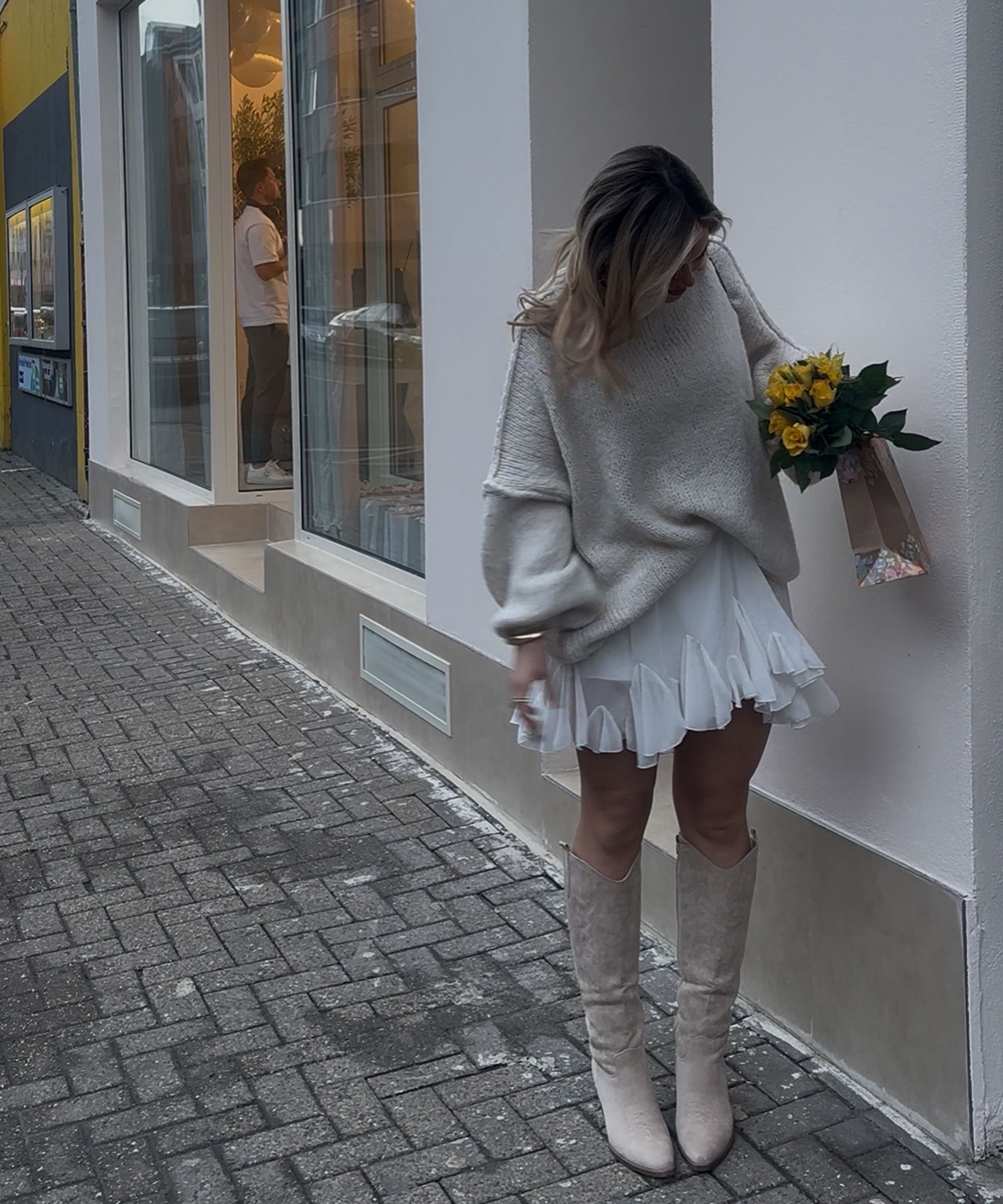 OVERSIZED WOOL TURTLENECK PULLOVER
