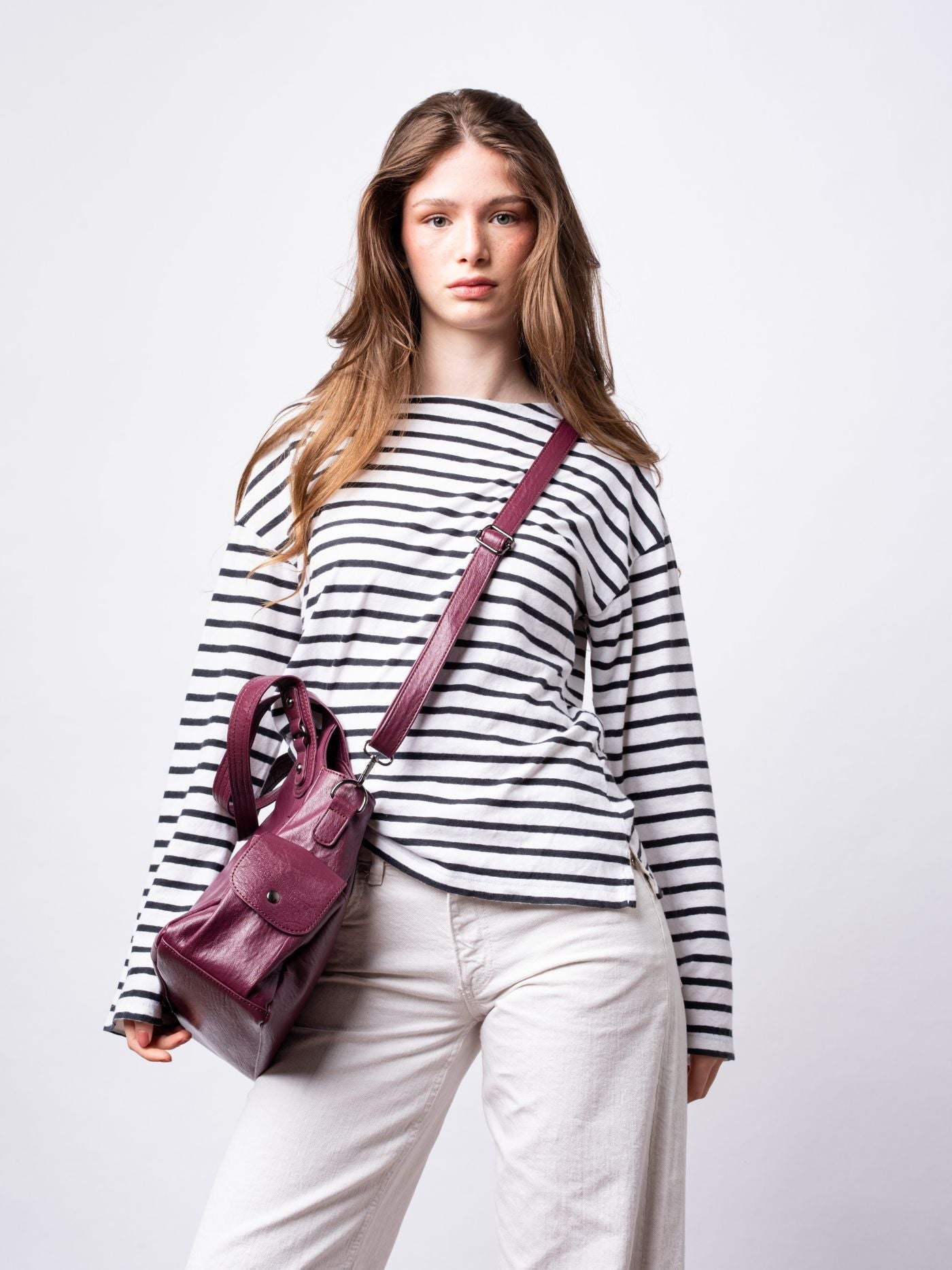 EVERYDAY ELEGANCE | BLACK LEATHER TOTE BAG