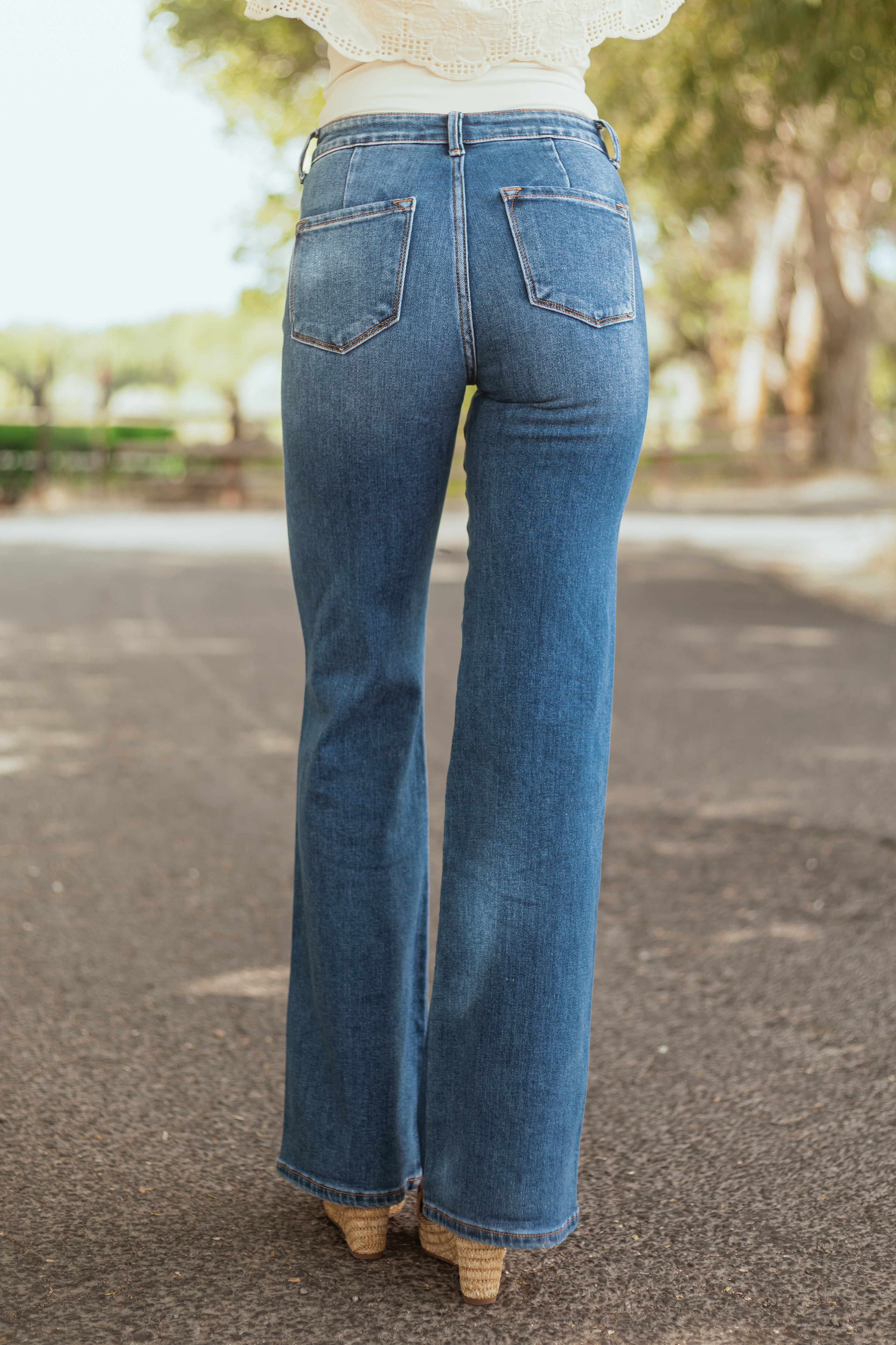 WOMEN’S FLARE JEANS | ULTRA HIGH RISE DARK WASH