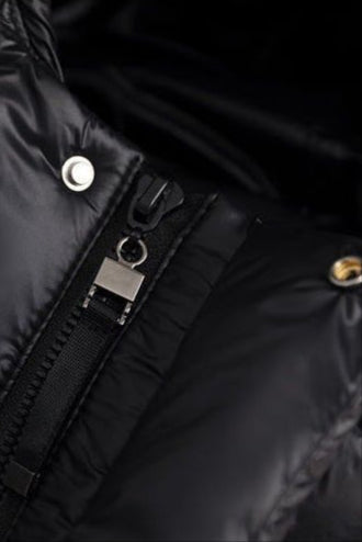 LONG HOODED PUFFER COAT