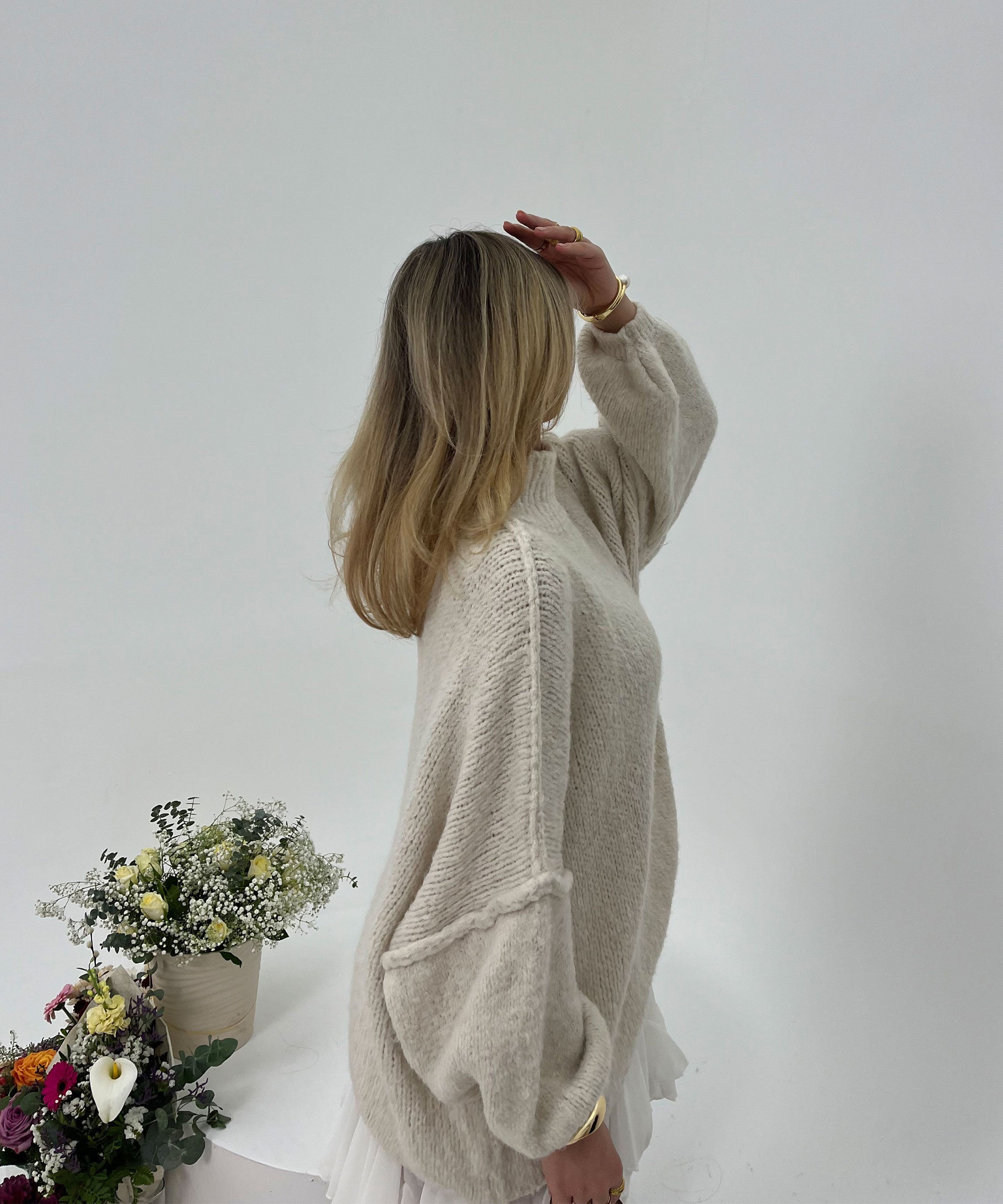 OVERSIZED WOOL TURTLENECK PULLOVER