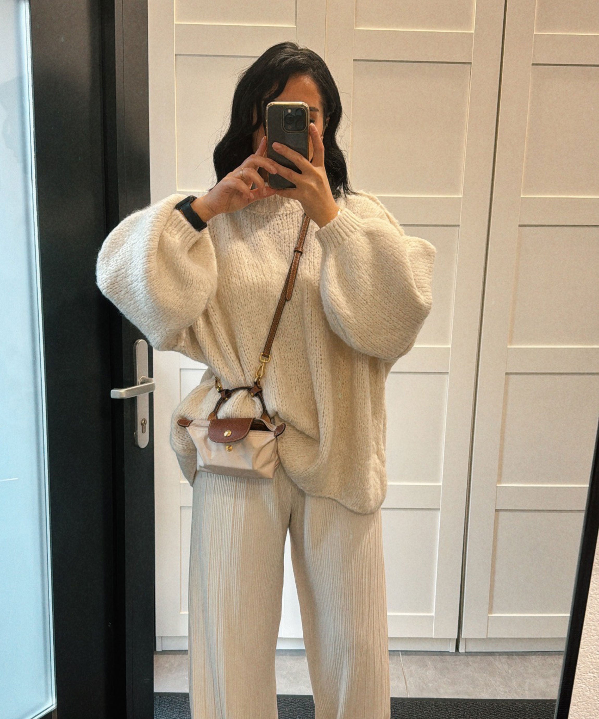 OVERSIZED WOOL TURTLENECK PULLOVER