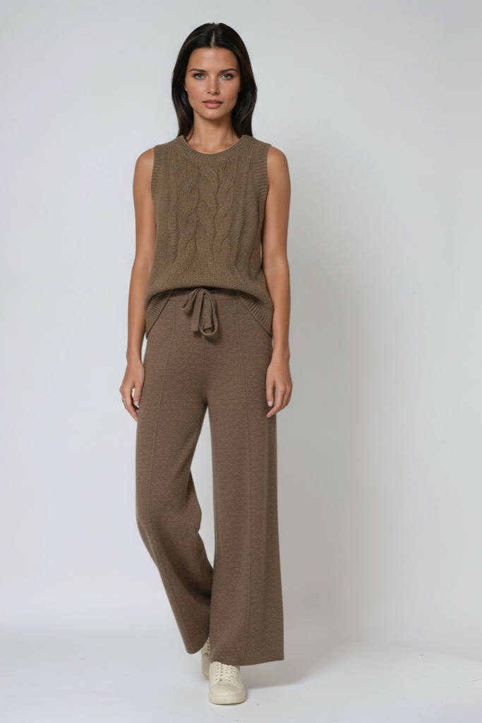 EFFORTLESS COMFORT | DRAWSTRING RELAXED FIT KNIT TROUSERS