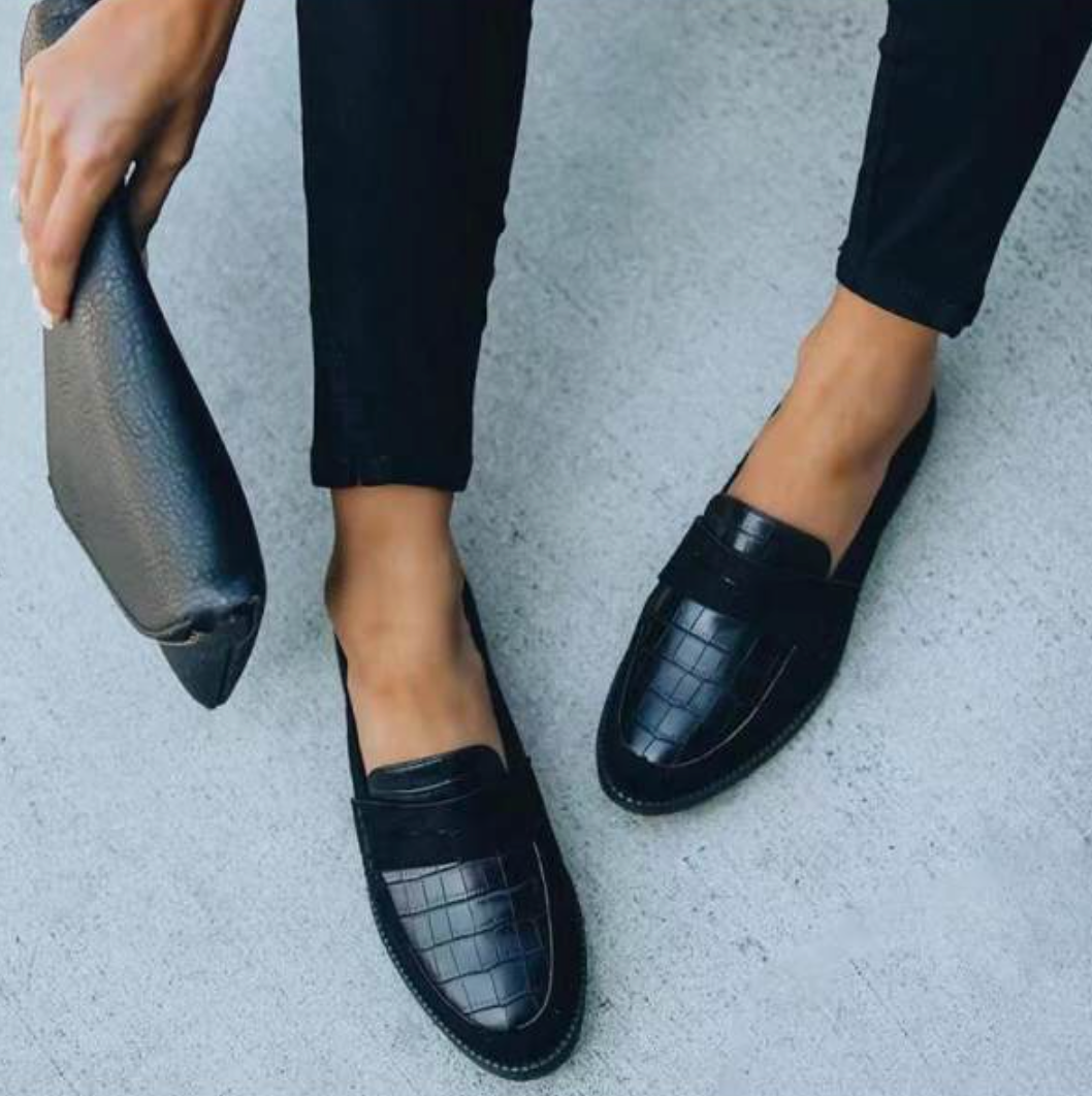 WOMEN’S BLACK LOAFERS | MODERN SLIP-ON FLAT SHOES