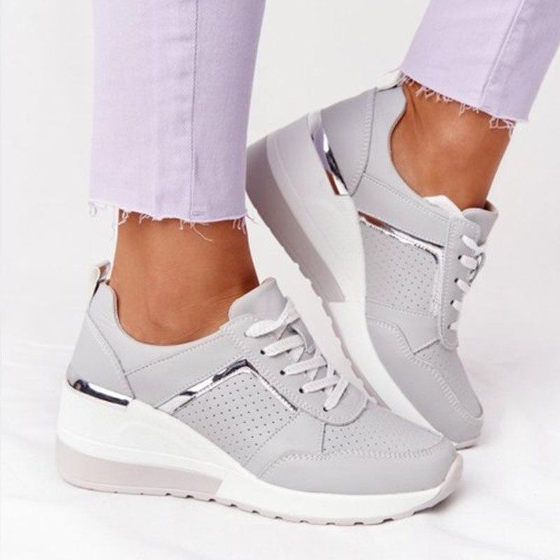 SNEAKERS | COMFORT WEDGE SNEAKERS WITH METALLIC ACCENTS