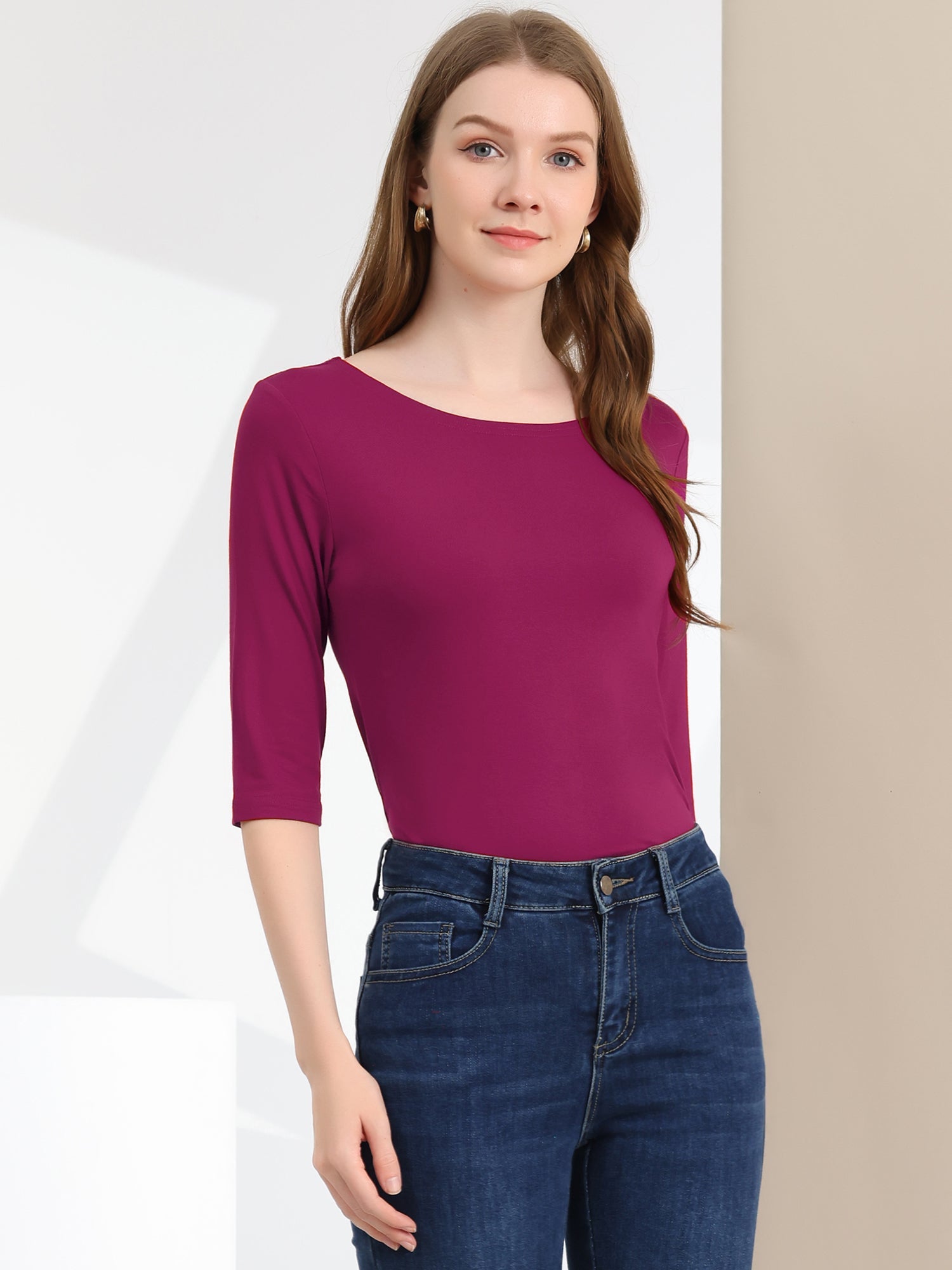ESSENTIAL EASE | 3/4 SLEEVE CREW NECK TOP