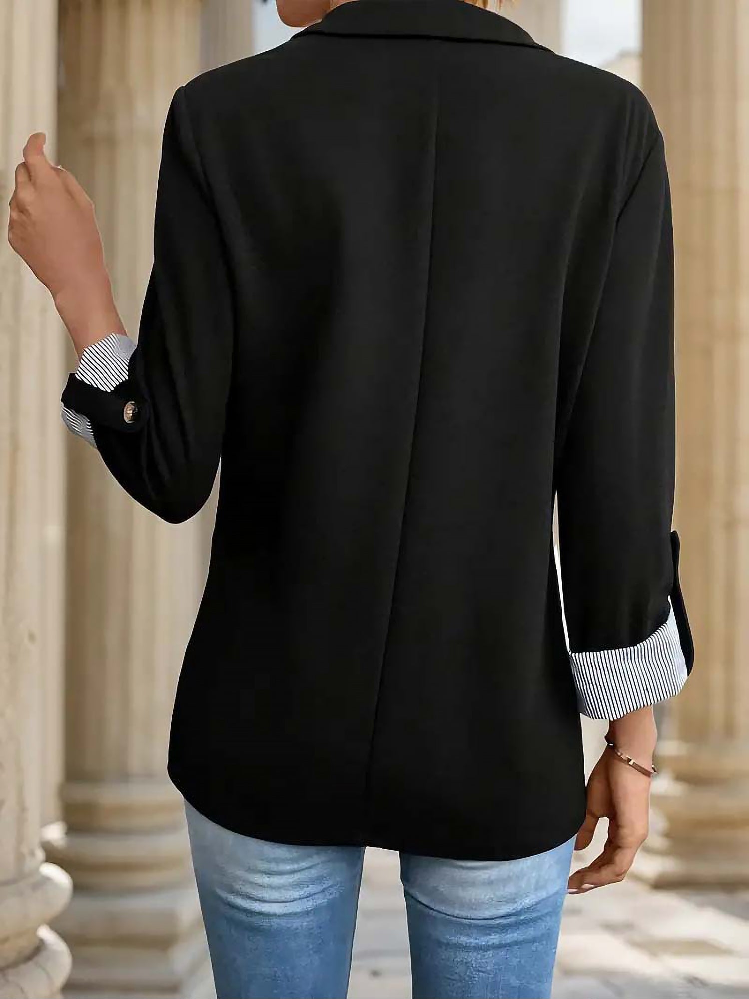 ROLL TAB SLEEVE BLAZER
