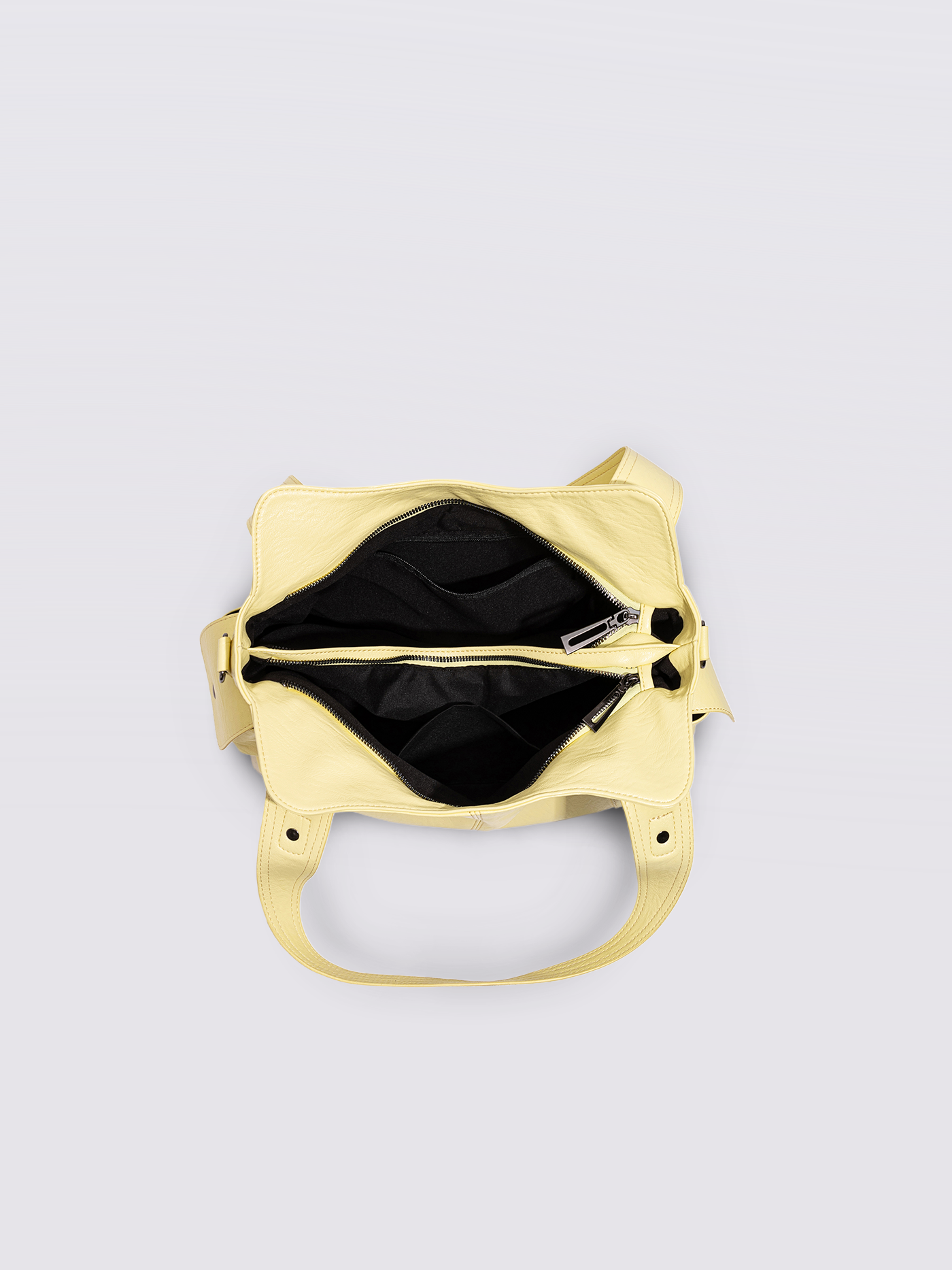 EVERYDAY ELEGANCE | BLACK LEATHER TOTE BAG