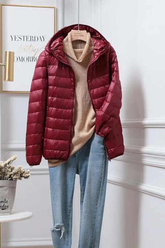 WOMEN’S WINTER COAT | LIGHTWEIGHT WARM HOODED FIT