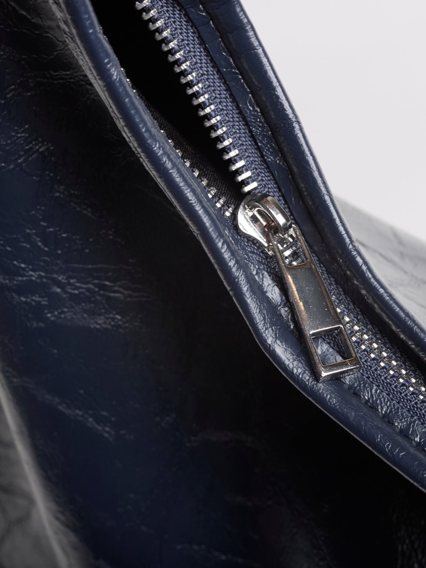 CITY MOOD | SOFT LEATHER EFFECT TOTE