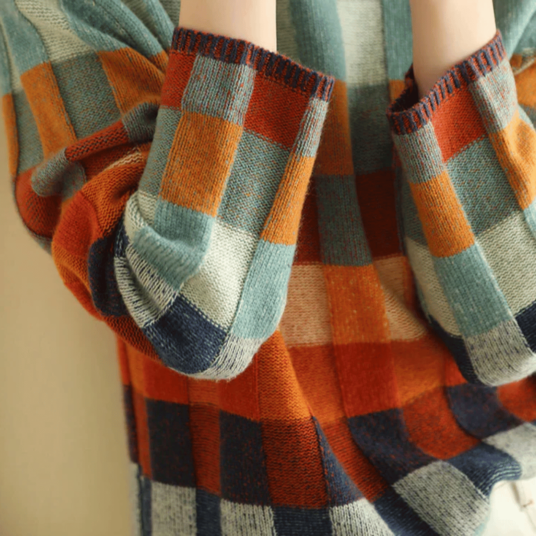 CASHMERE KNITTED TURTLENECK SWEATER