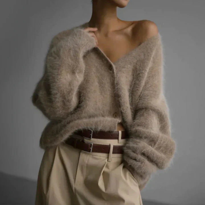WOOL V-NECK CARDIGAN