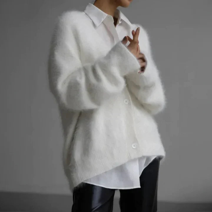 WOOL V-NECK CARDIGAN