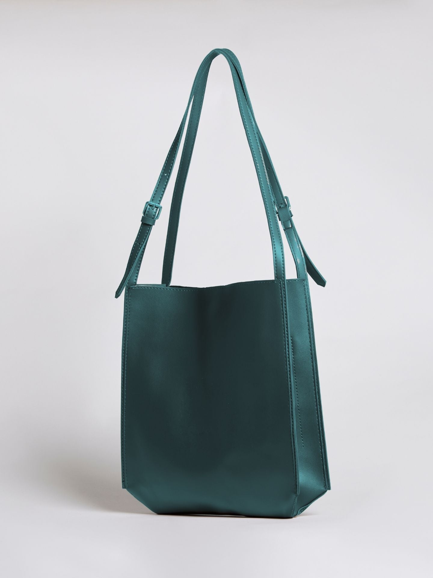 HANDBAG | MINIMALIST LEATHER SHOULDER BAG
