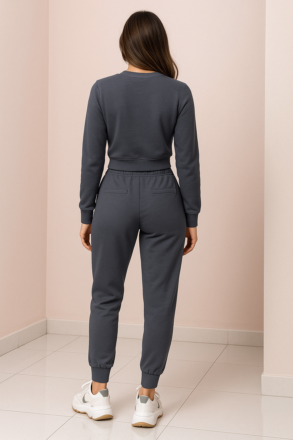 WOMEN’S LOUNGE SET | CROPPED SWEATER & JOGGER COORD