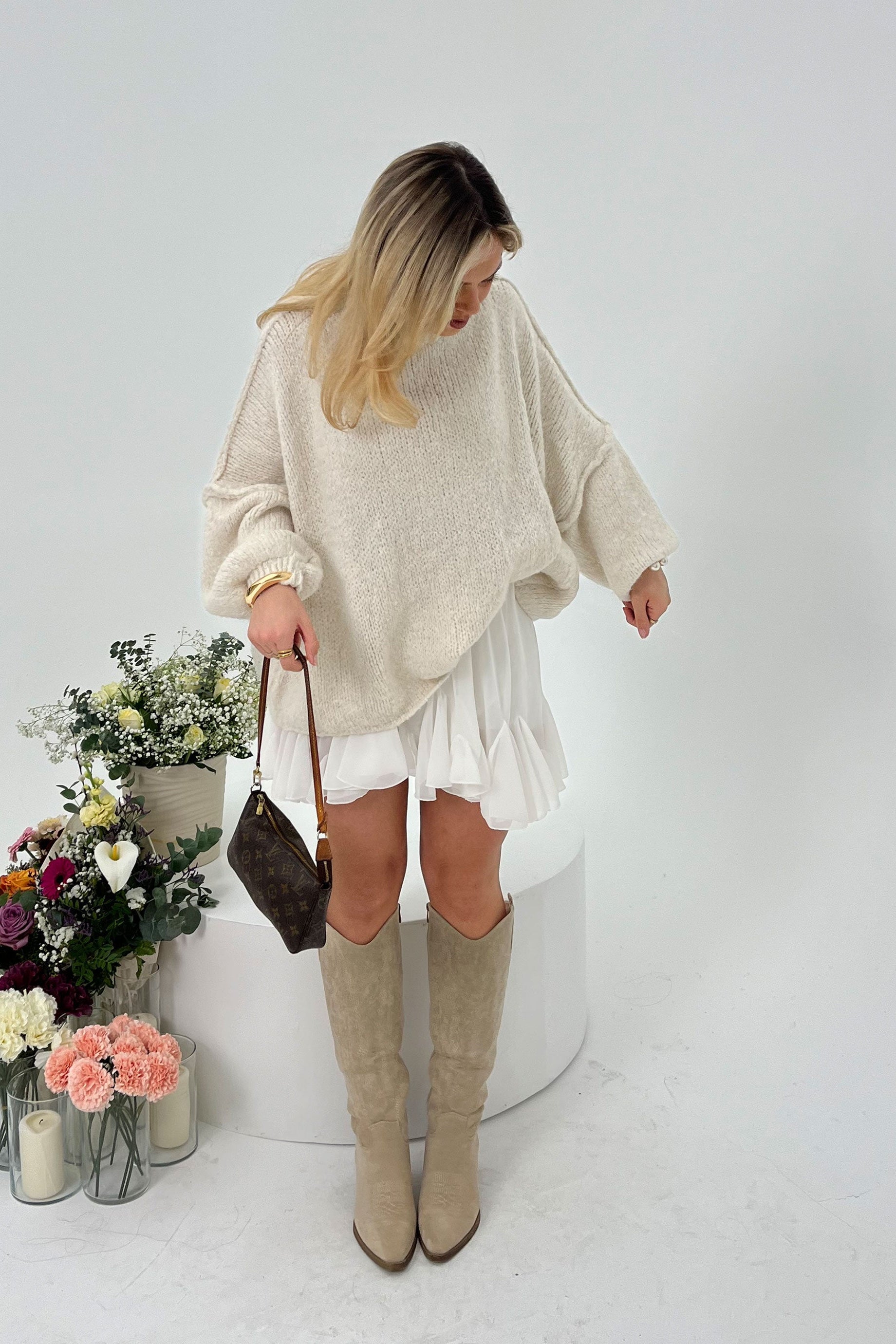 OVERSIZED WOOL TURTLENECK PULLOVER