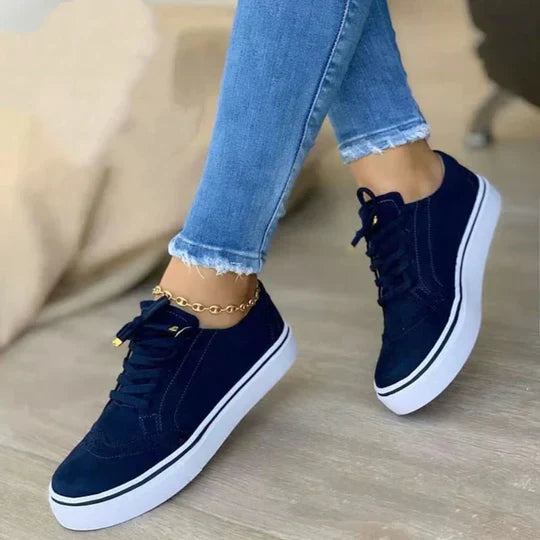 WOMEN’S LACE-UP SHOES | COMFORTABLE PLATFORM DESIGN