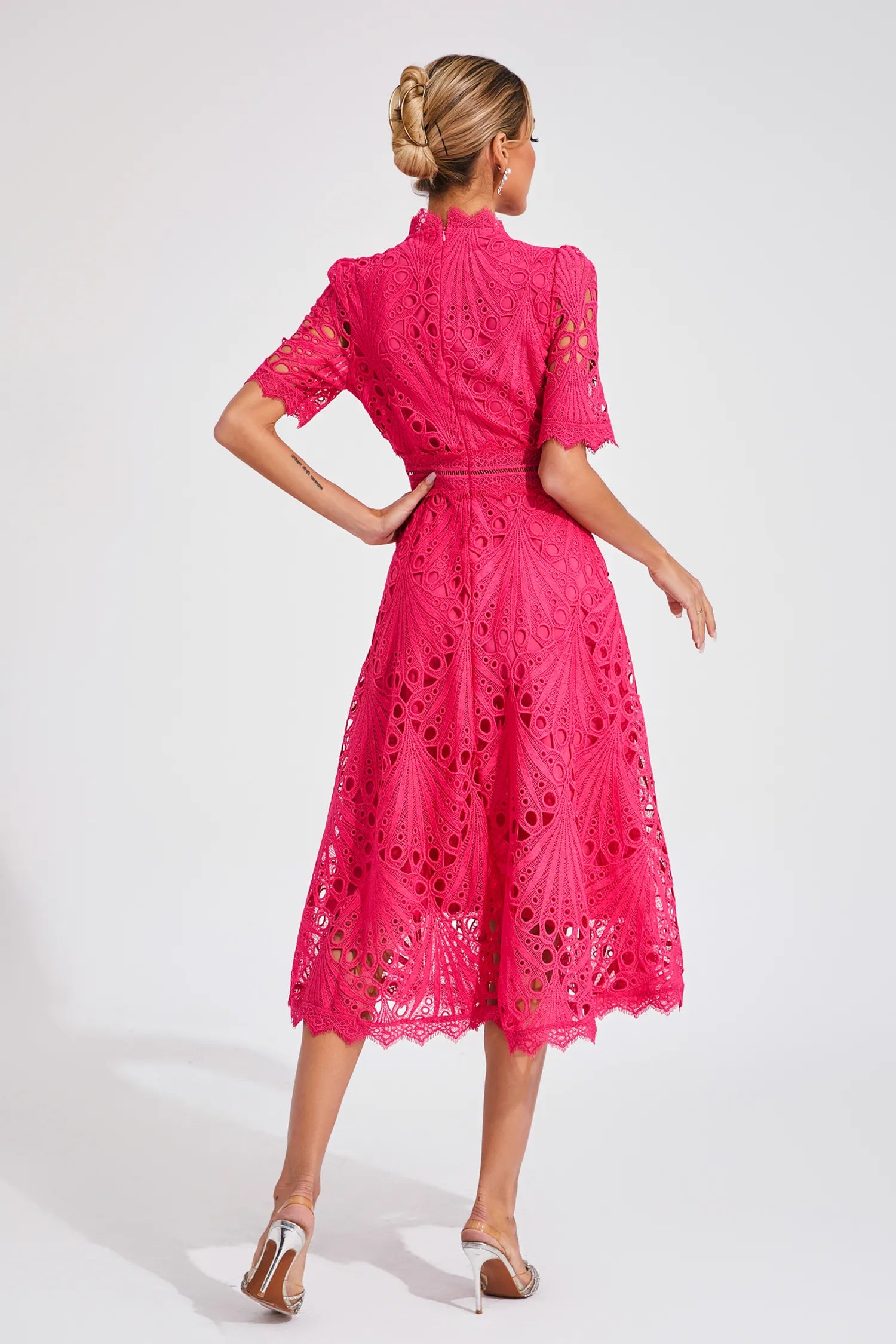 PINK CHRISTMAS DRESS | FESTIVE FIT & FLARED SILHOUETTE