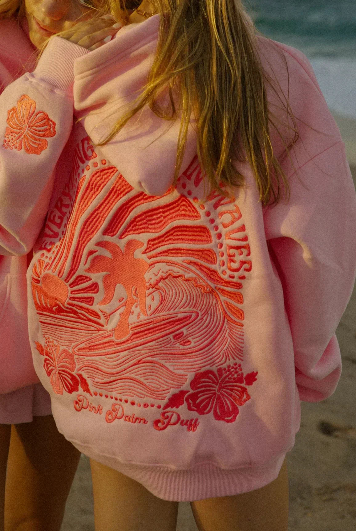 OVERSIZED HOODIE WITH SURF BACK PRINT