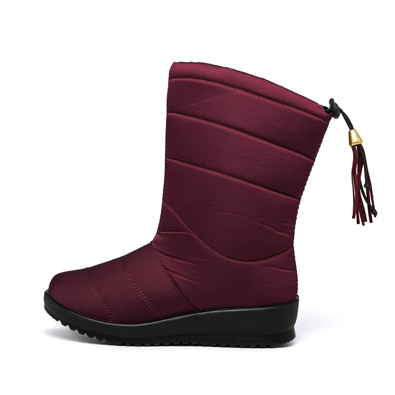 WOMEN’S MID-CALF BOOTS | WATER-RESISTANT WINTER STYLE