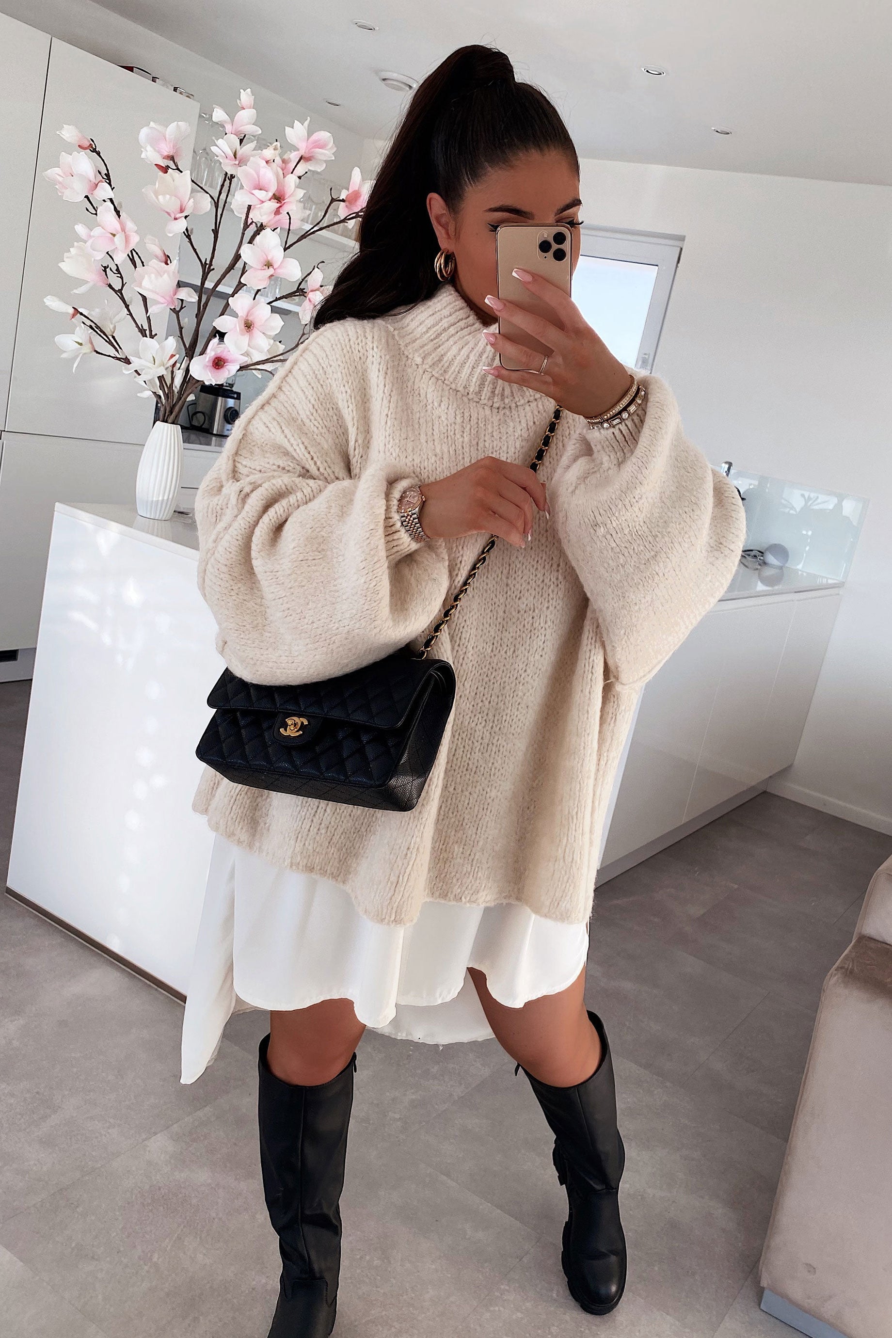 OVERSIZED WOOL TURTLENECK PULLOVER