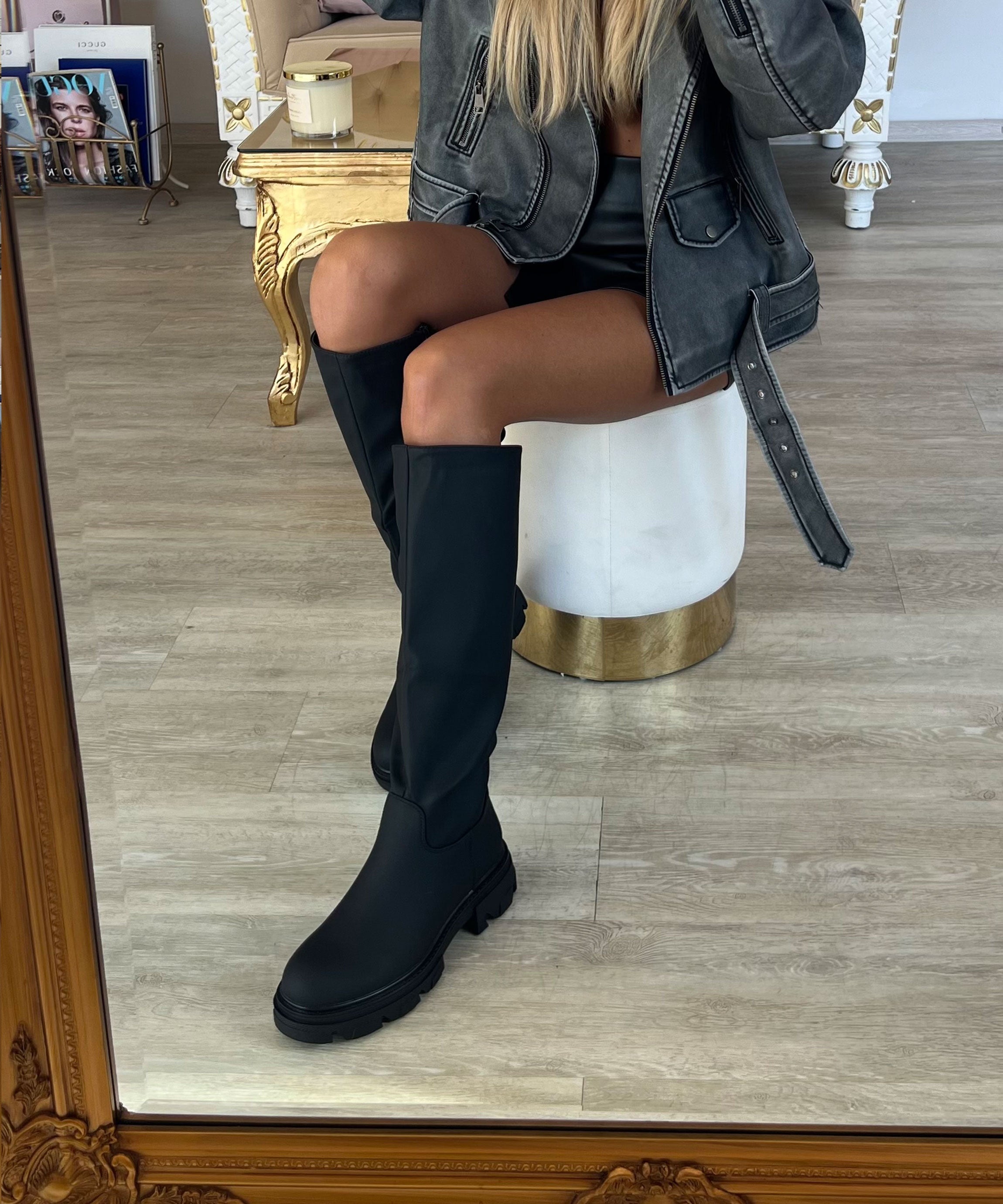 KNEE HIGH BOOTS | CHUNKY SOLE LEATHER LOOK BOOTS