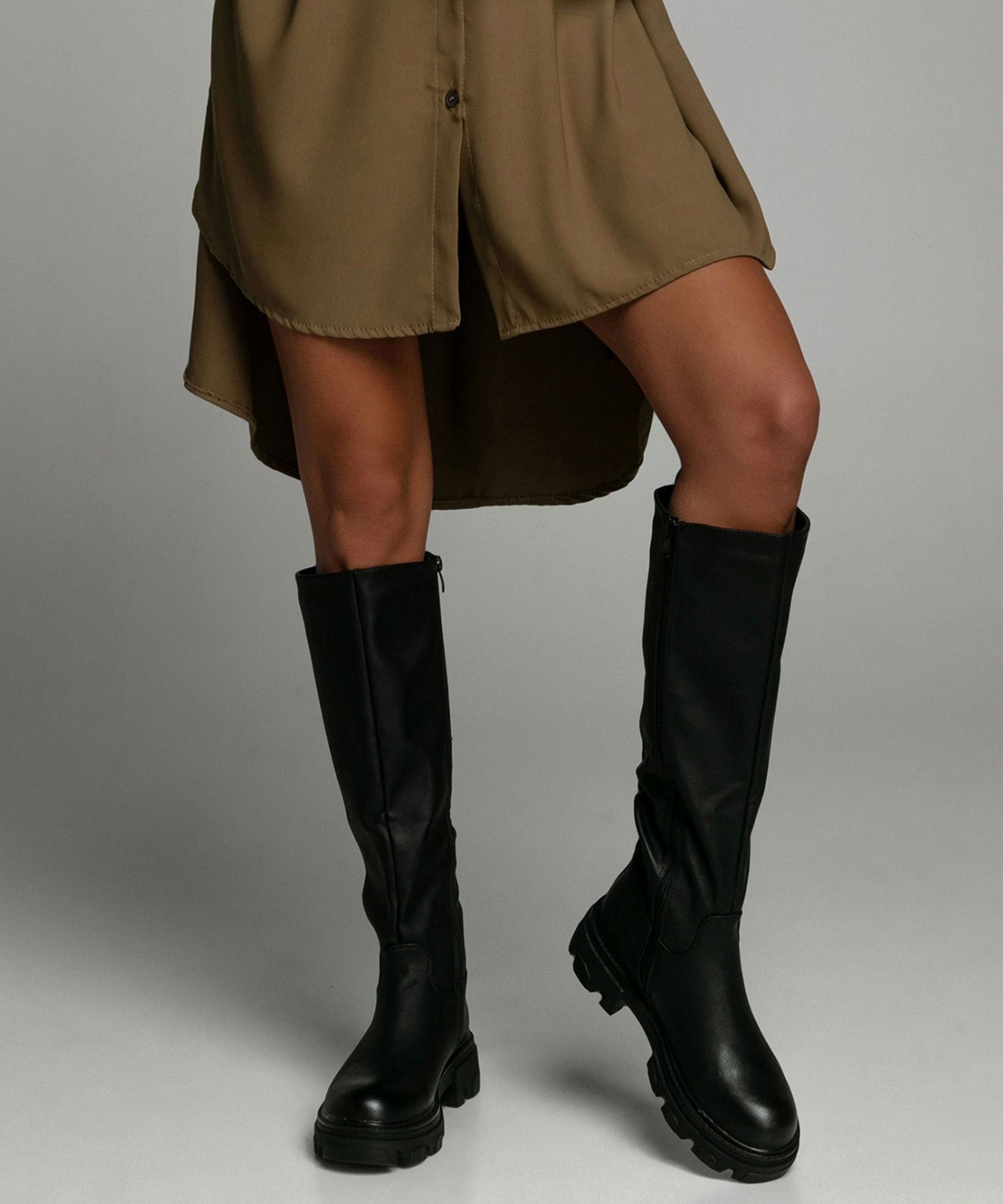 KNEE HIGH BOOTS | CHUNKY SOLE LEATHER LOOK BOOTS