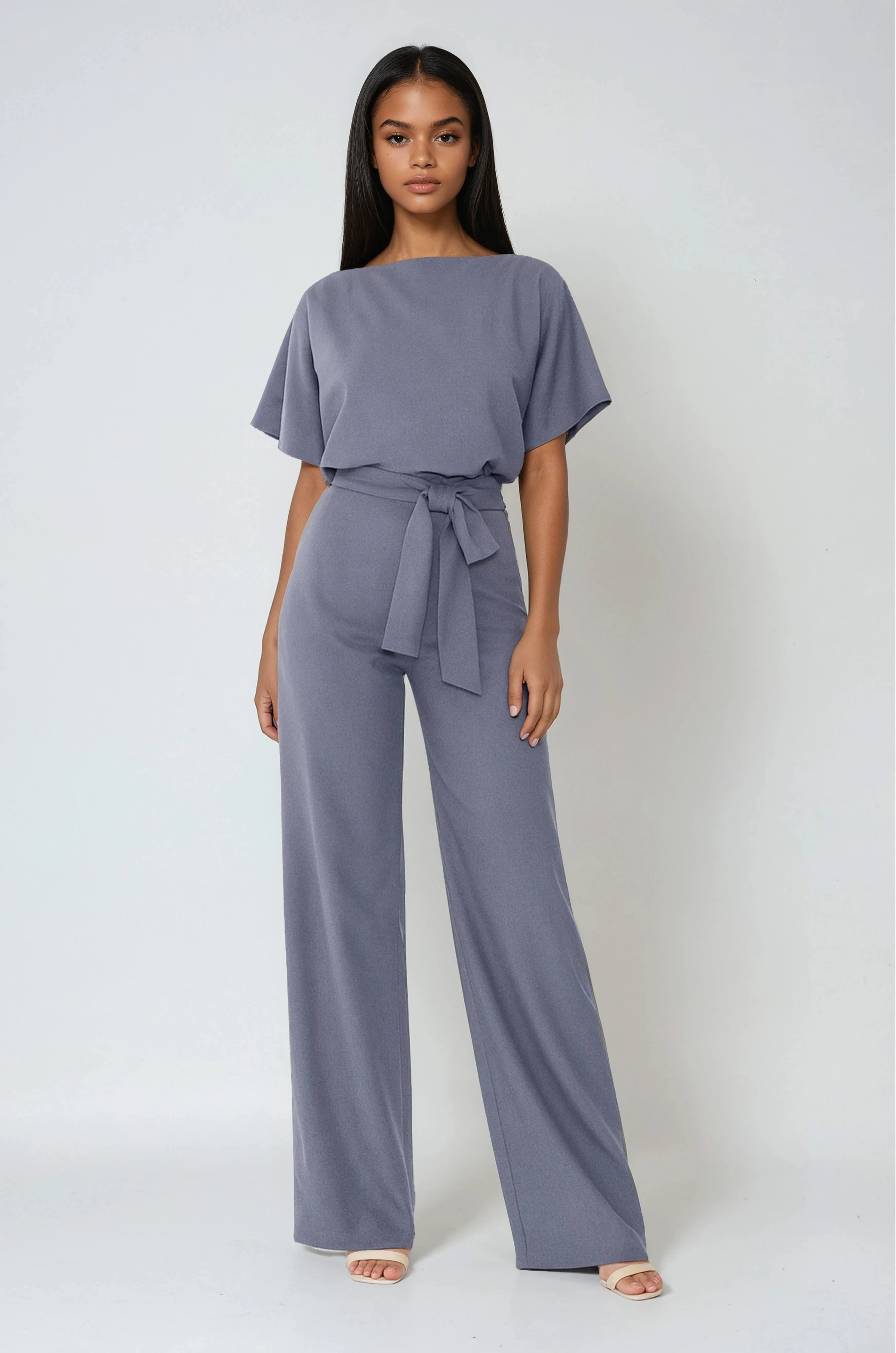 EFFORTLESS CHIC | WIDE-LEG JUMPSUIT WITH WAIST TIE