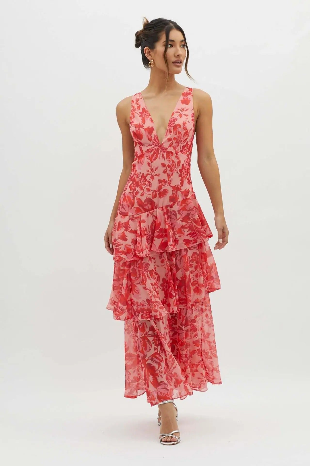 TIERED MAXI DRESS | BACKLESS DESIGN WITH LAYERED SKIRT