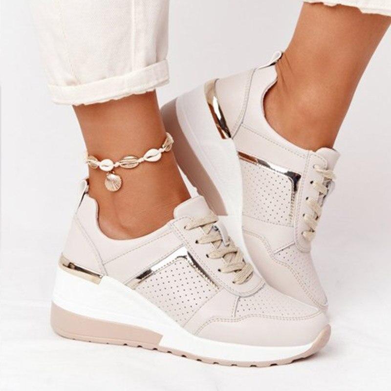 SNEAKERS | COMFORT WEDGE SNEAKERS WITH METALLIC ACCENTS