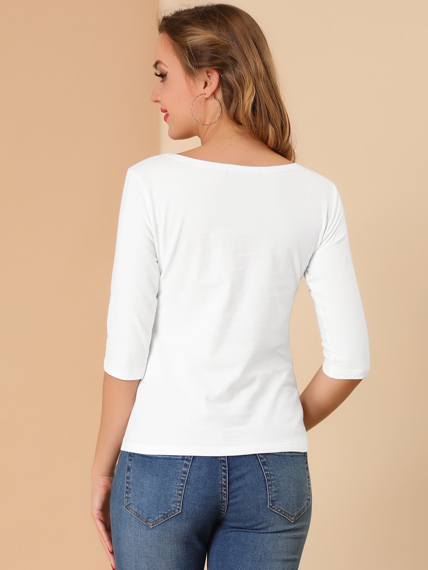 ESSENTIAL EASE | 3/4 SLEEVE CREW NECK TOP