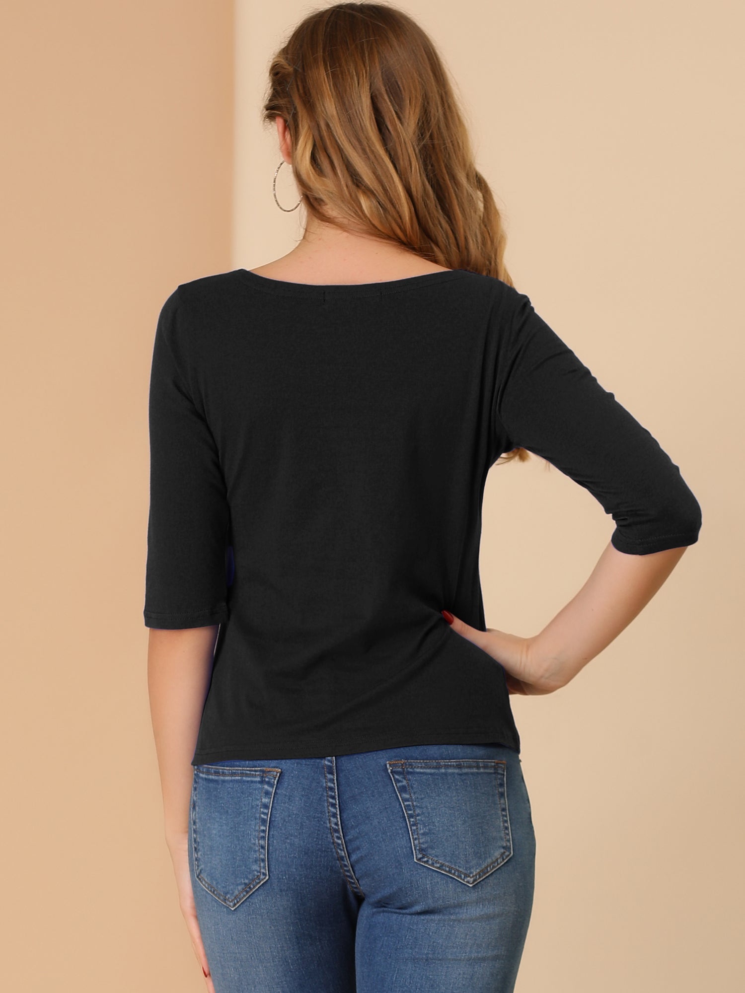ESSENTIAL EASE | 3/4 SLEEVE CREW NECK TOP