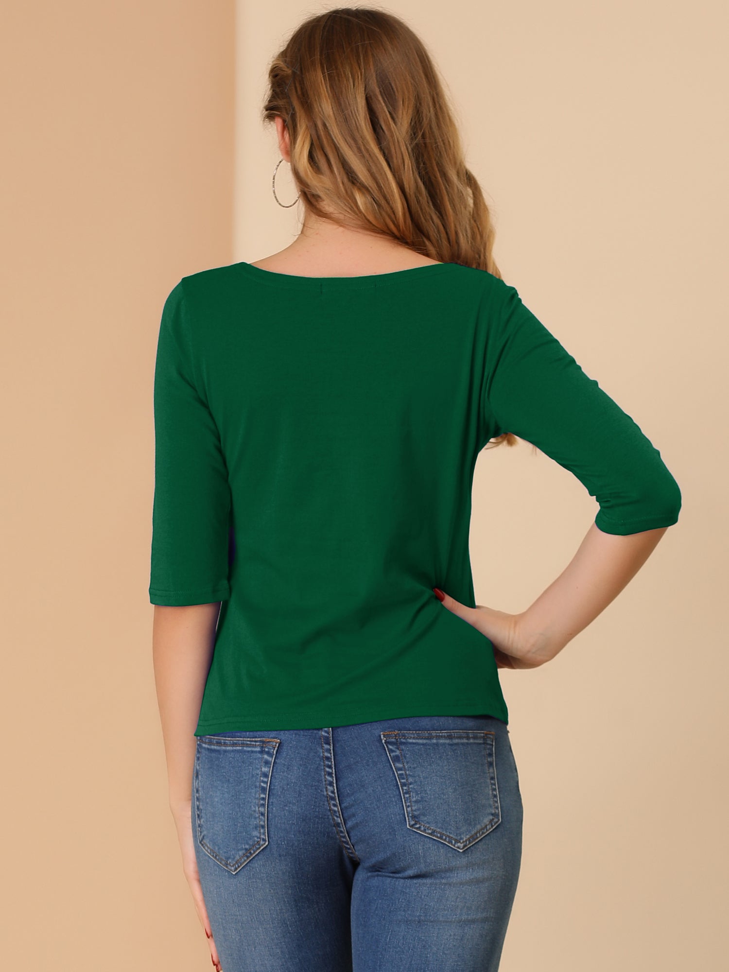ESSENTIAL EASE | 3/4 SLEEVE CREW NECK TOP