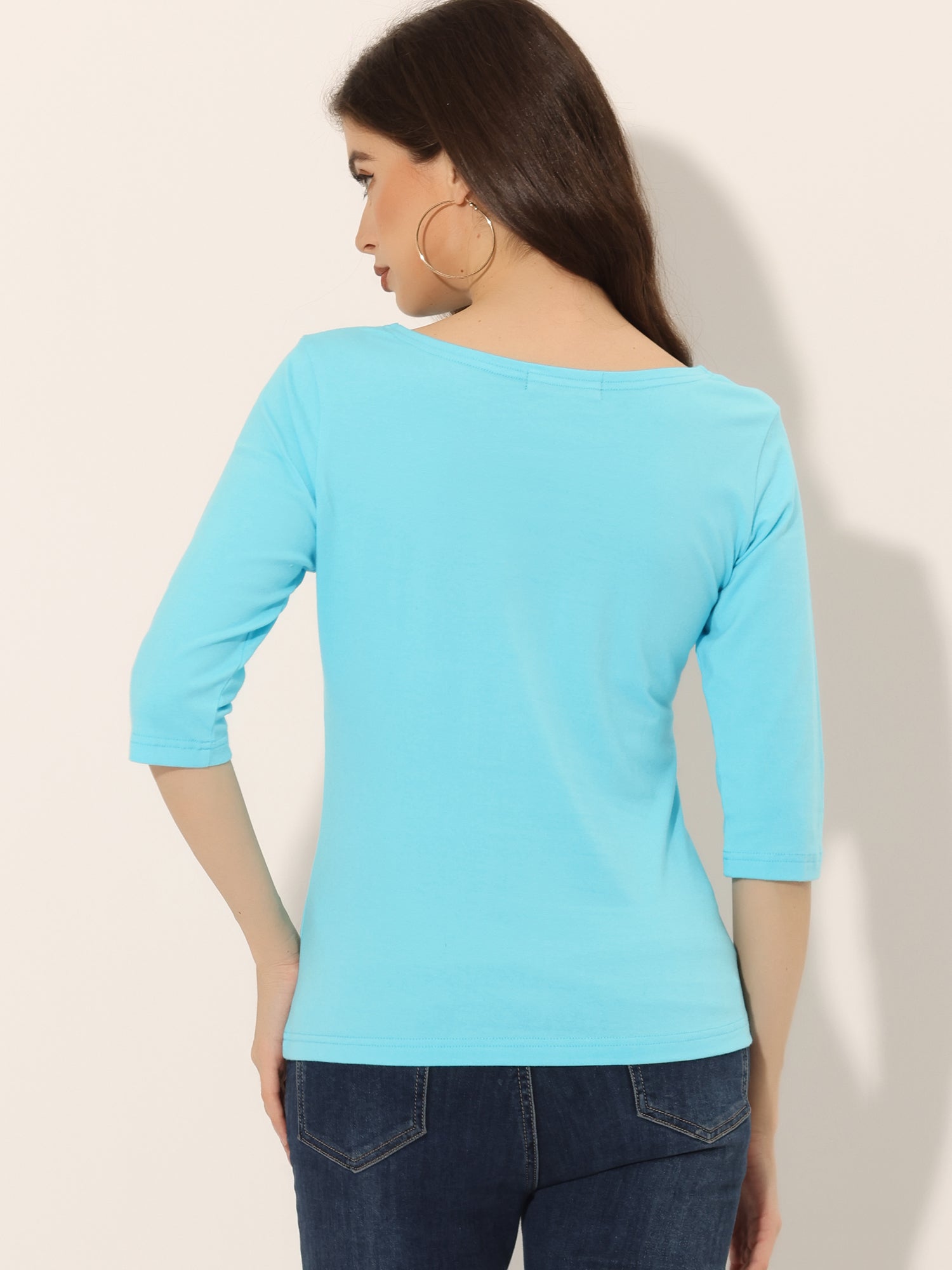 ESSENTIAL EASE | 3/4 SLEEVE CREW NECK TOP