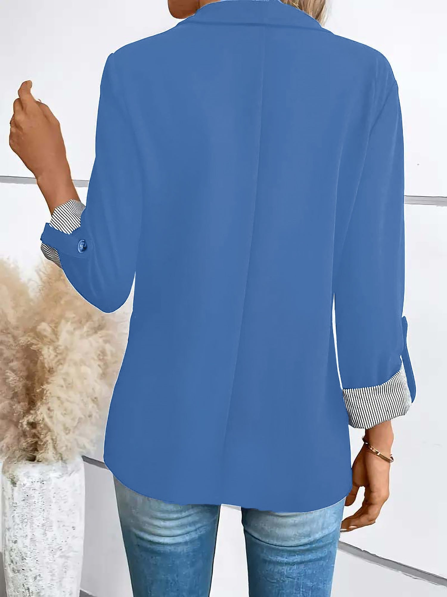 ROLL TAB SLEEVE BLAZER
